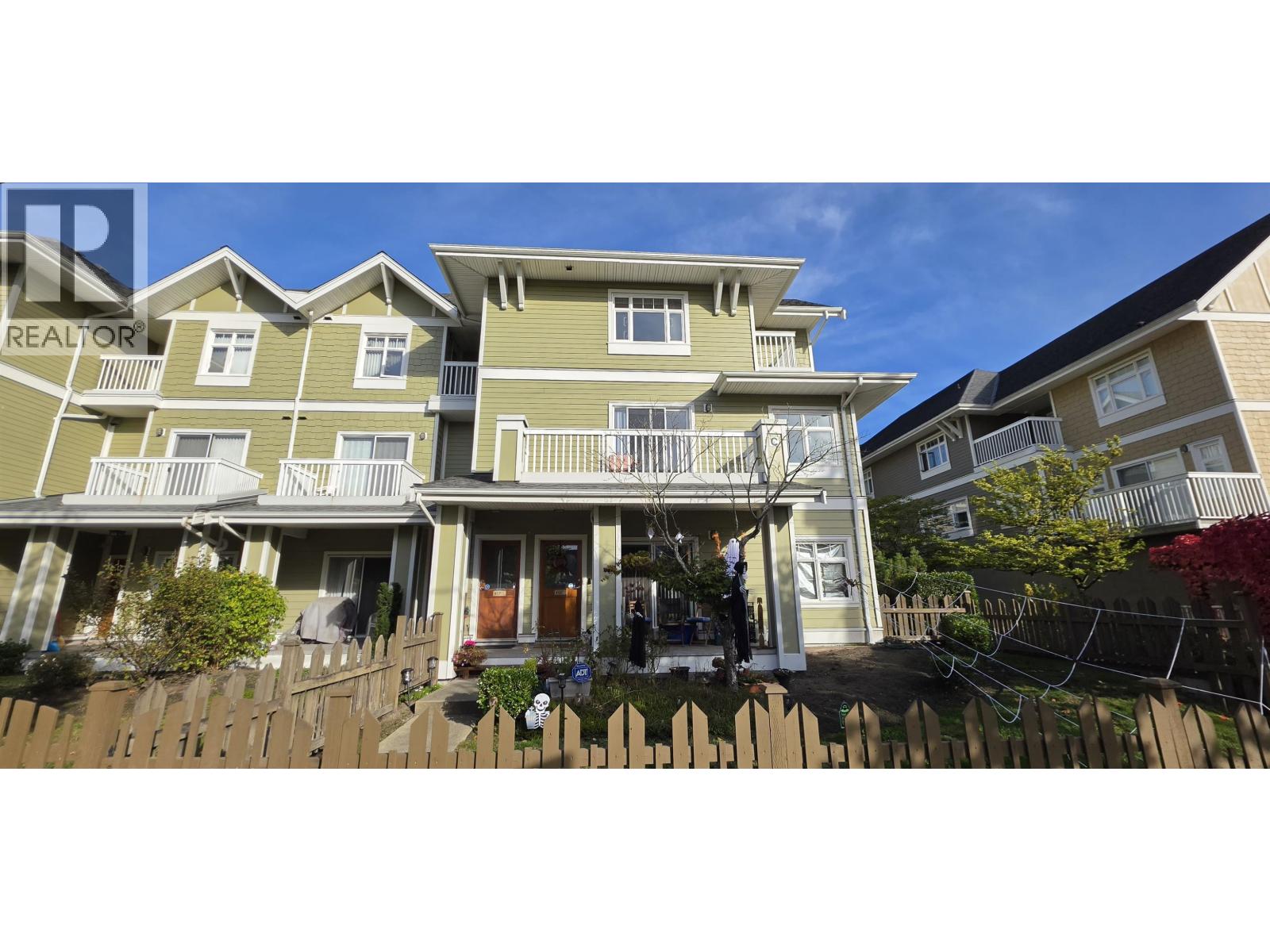 157 7388 MACPHERSON AVENUE, burnaby, British Columbia