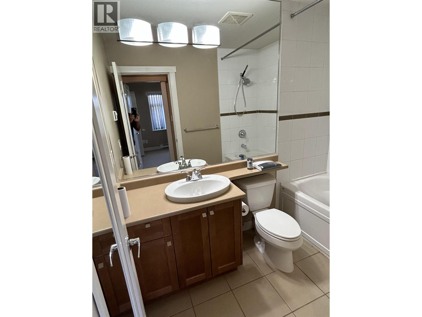 157 7388 Macpherson Avenue, Burnaby, British Columbia  V5J 0A1 - Photo 10 - R3174761
