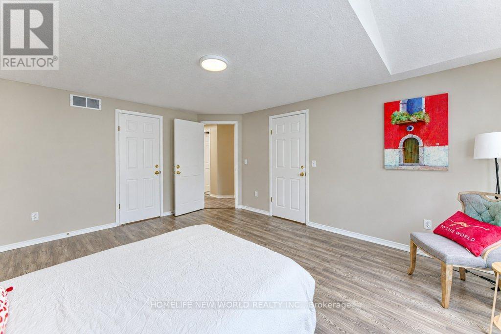 561 Dansbury Drive, Waterloo, Ontario  N2K 4E2 - Photo 10 - X14084138