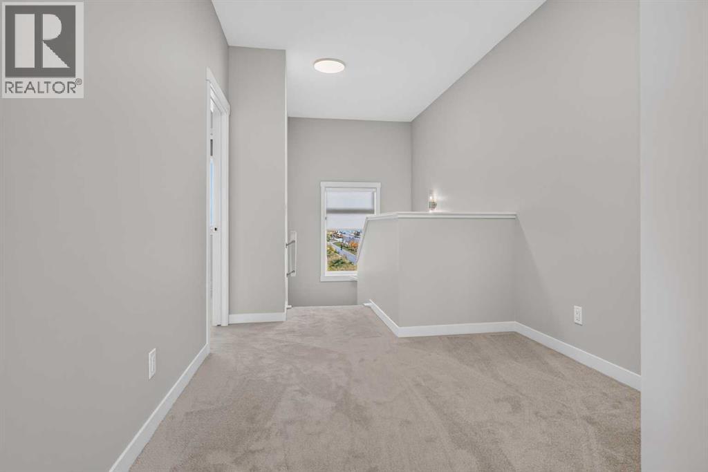 704, 30 Creekside Villas SW