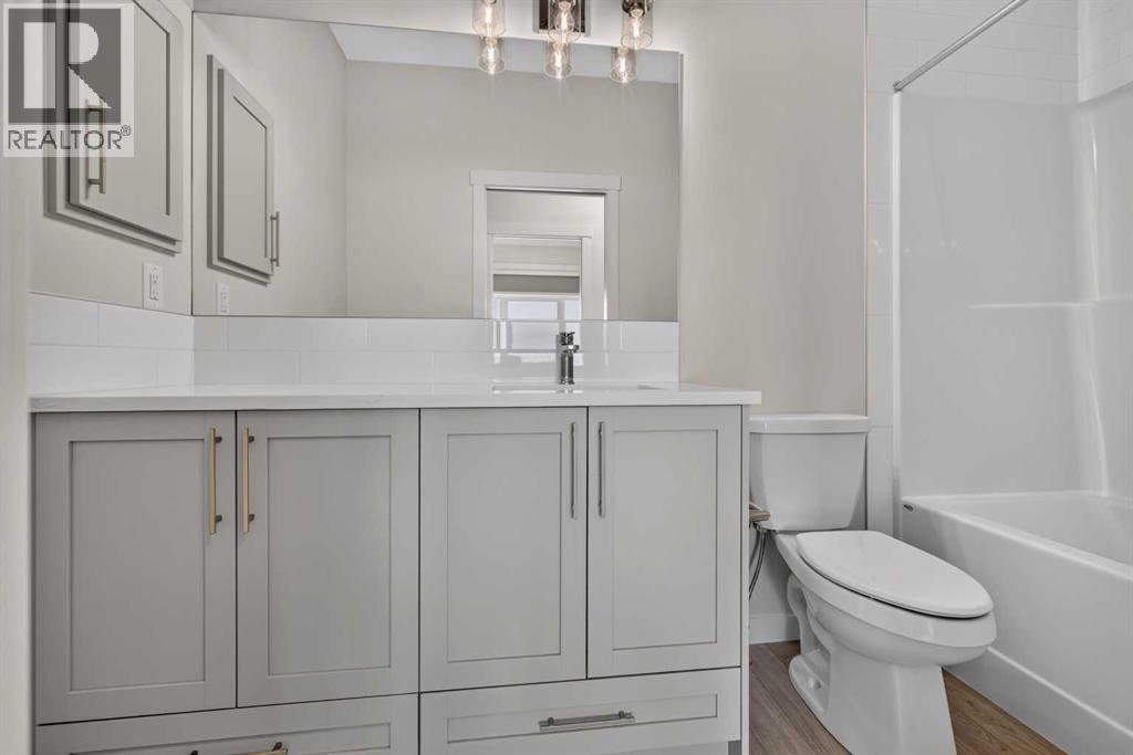 704, 30 Creekside Villas SW