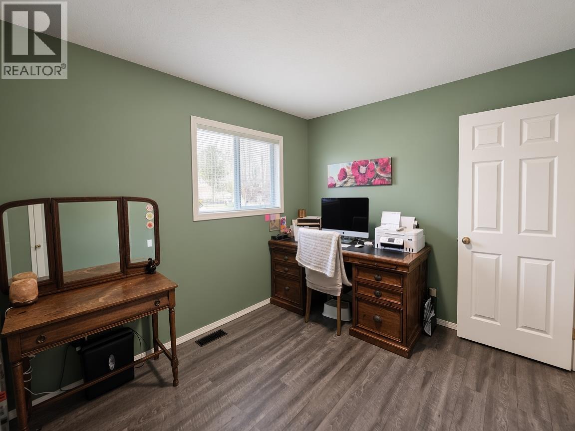 5556 Lehman Street, Prince George, British Columbia  V2K 4P2 - Photo 9 - R3174310