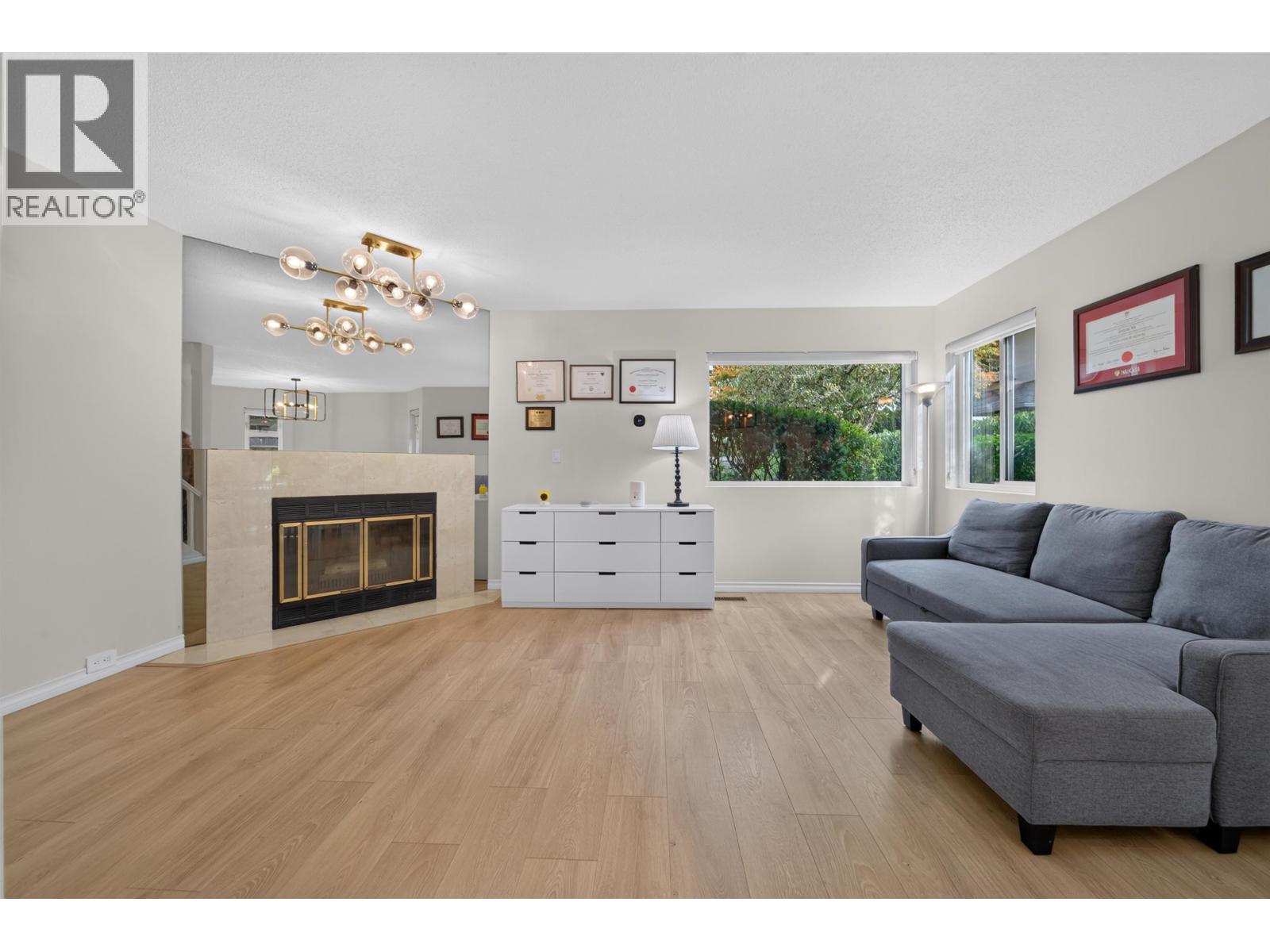 6 5111 MAPLE ROAD