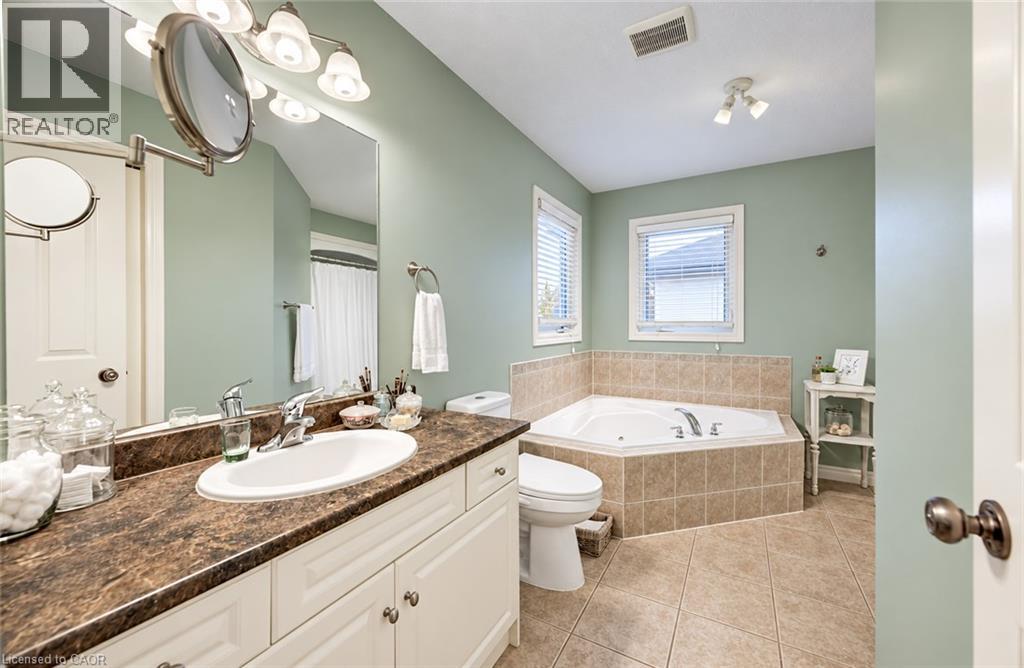 204 W Park Avenue W, Elmira, Ontario  N3B 3N3 - Photo 19 - 40871081