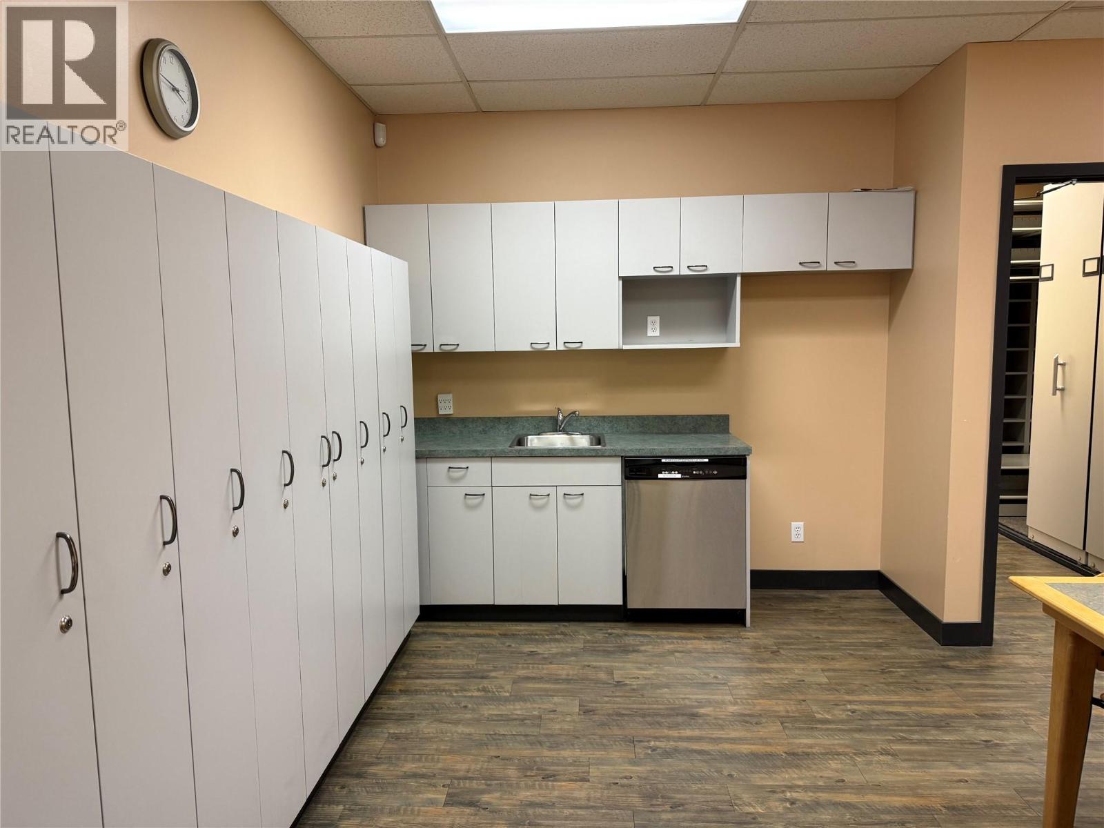 310 Hall Street, Nelson, British Columbia  V1L 4E9 - Photo 23 - 10401591