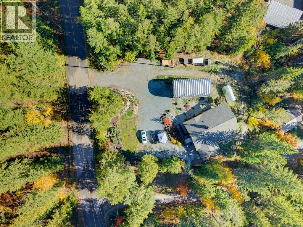 741 Gardom Lake Road, Enderby, British Columbia  V0E 1V3 - Photo 3 - 10403779
