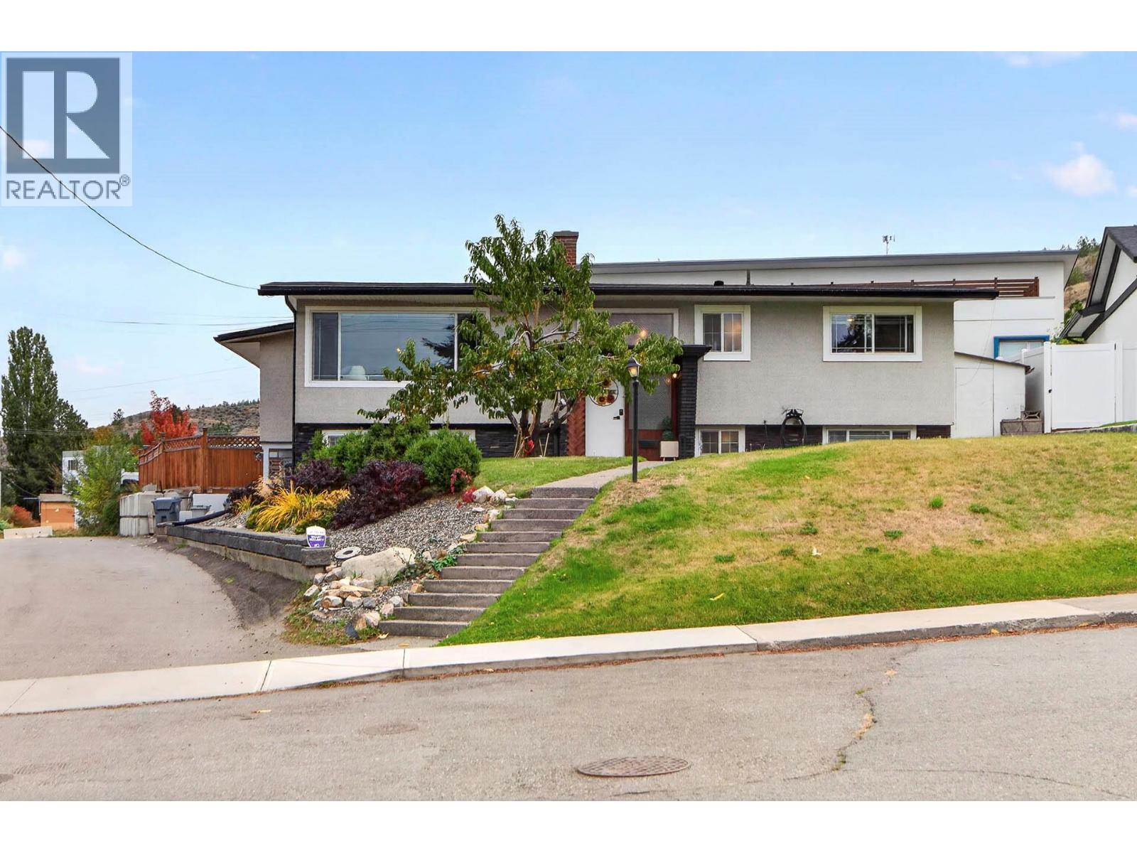 1515 ROBINSON Crescent, Kamloops, British Columbia