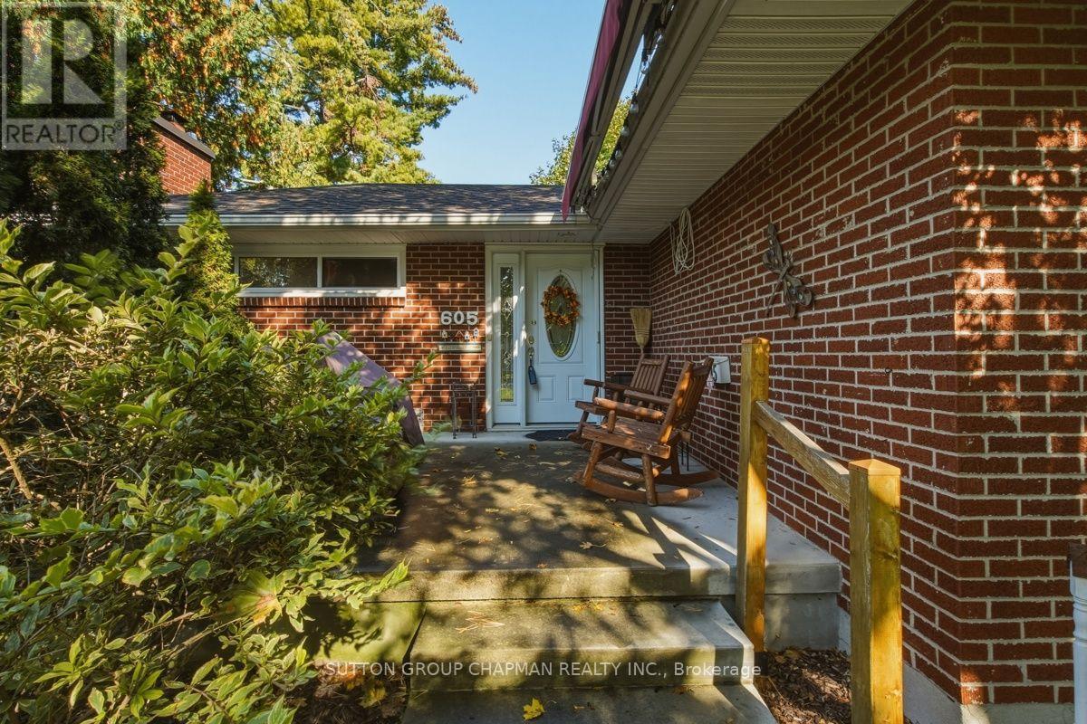 605 Kingsway Avenue, London North, Ontario  N6H 3A2 - Photo 4 - X14084236
