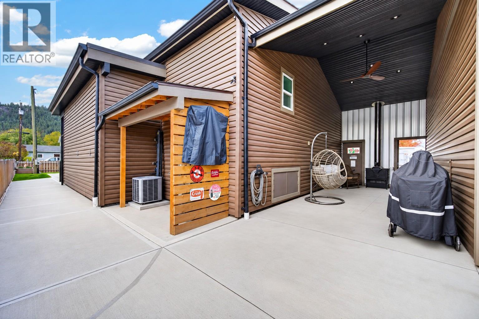 1410 Walnut Avenue, Merritt, British Columbia  V1K 1L3 - Photo 40 - 10403604