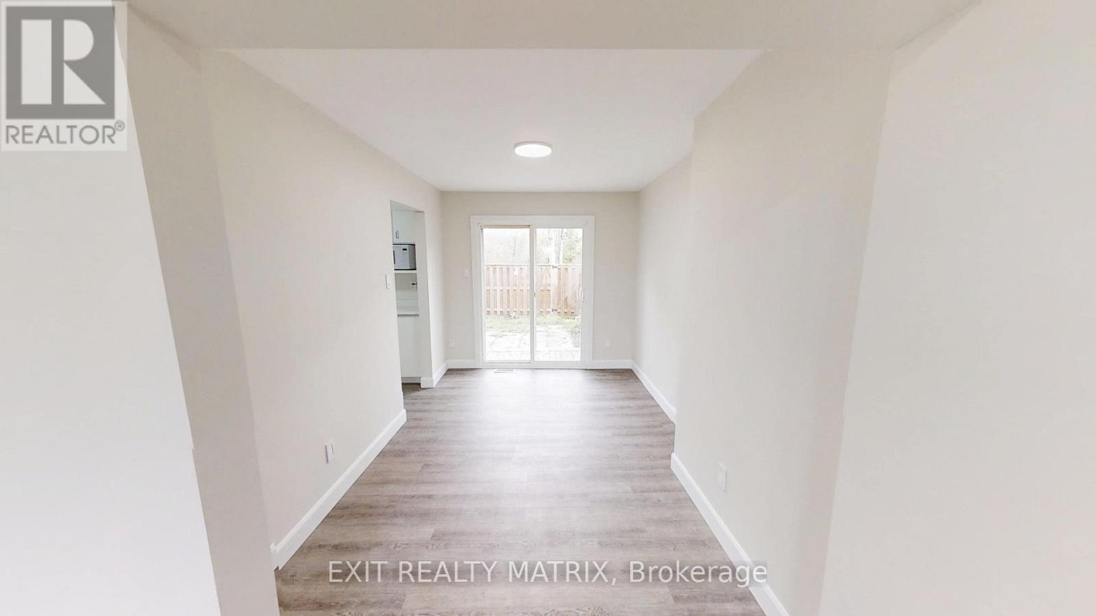 3217 Bannon Way, Ottawa, Ontario  K1T 1T2 - Photo 4 - X14084282