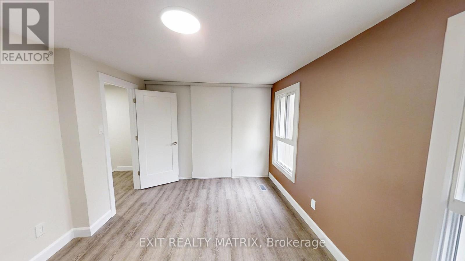 3217 Bannon Way, Ottawa, Ontario  K1T 1T2 - Photo 8 - X14084282