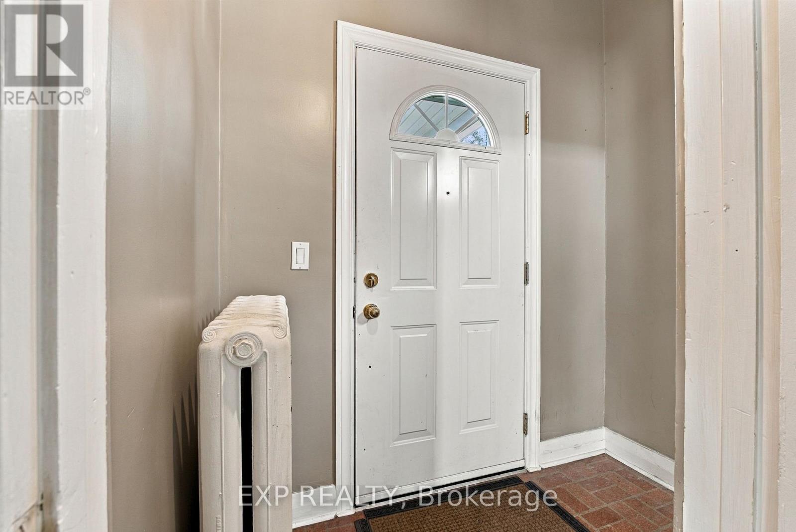 61 Princess Street, Fort Erie (Central), Ontario  L2A 1V8 - Photo 5 - X14084212