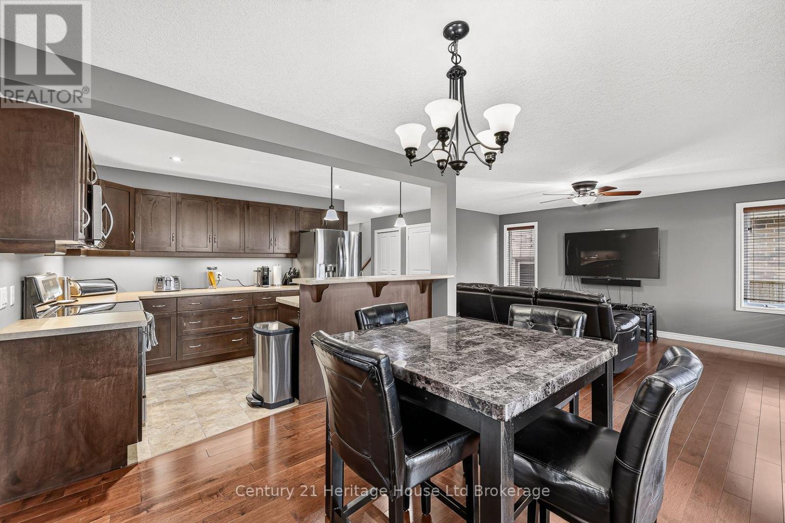 1028 Alberni Street Road, Woodstock, Ontario  N4T 0E8 - Photo 3 - X14084254