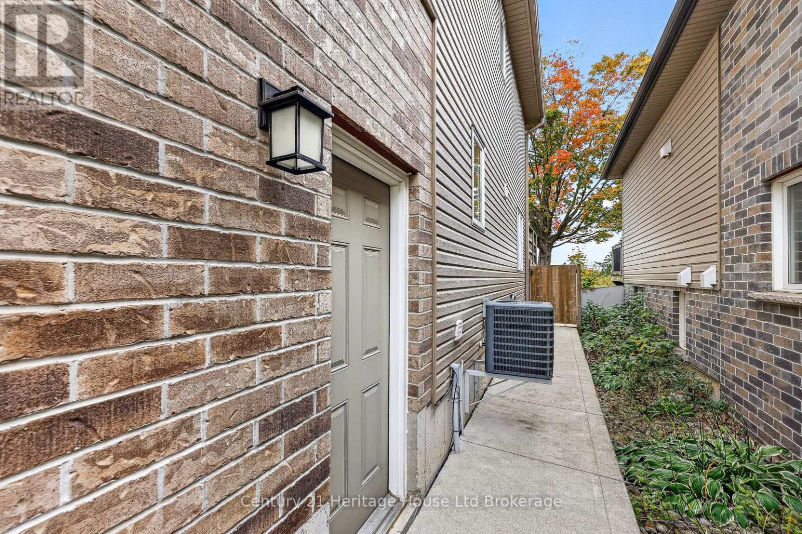 1028 Alberni Street Road, Woodstock, Ontario  N4T 0E8 - Photo 38 - X14084254
