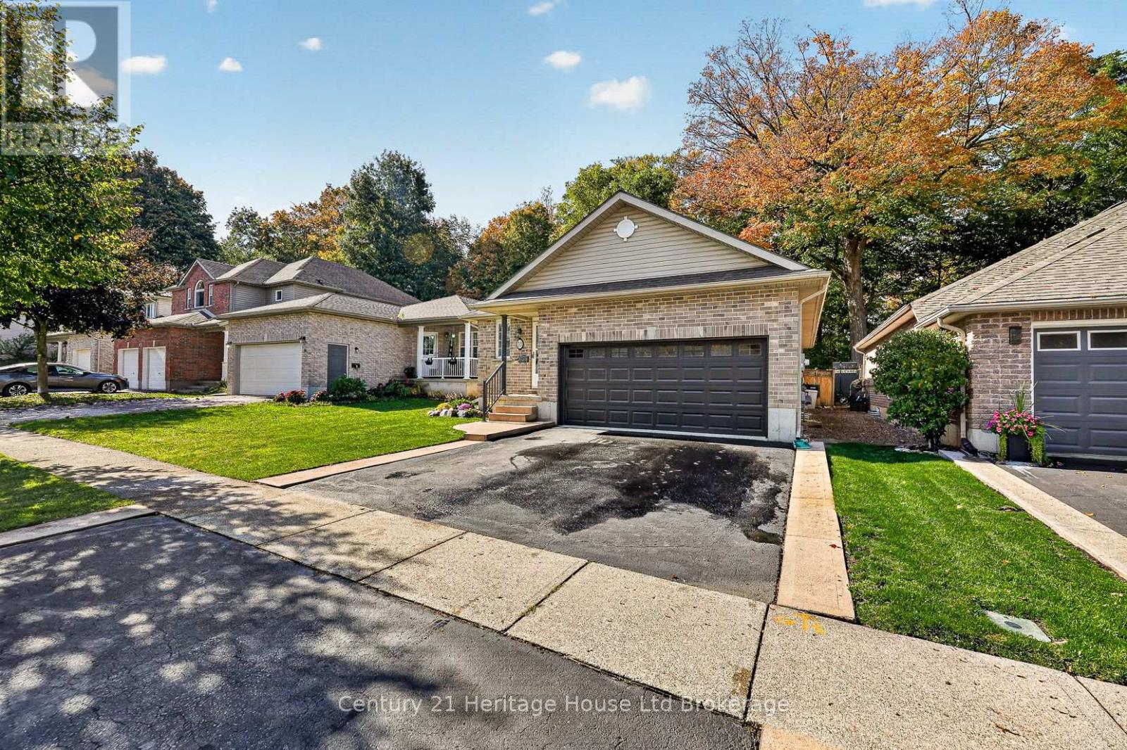 10 Potters Way, Woodstock, Ontario  N4S 8Z5 - Photo 8 - X14084264