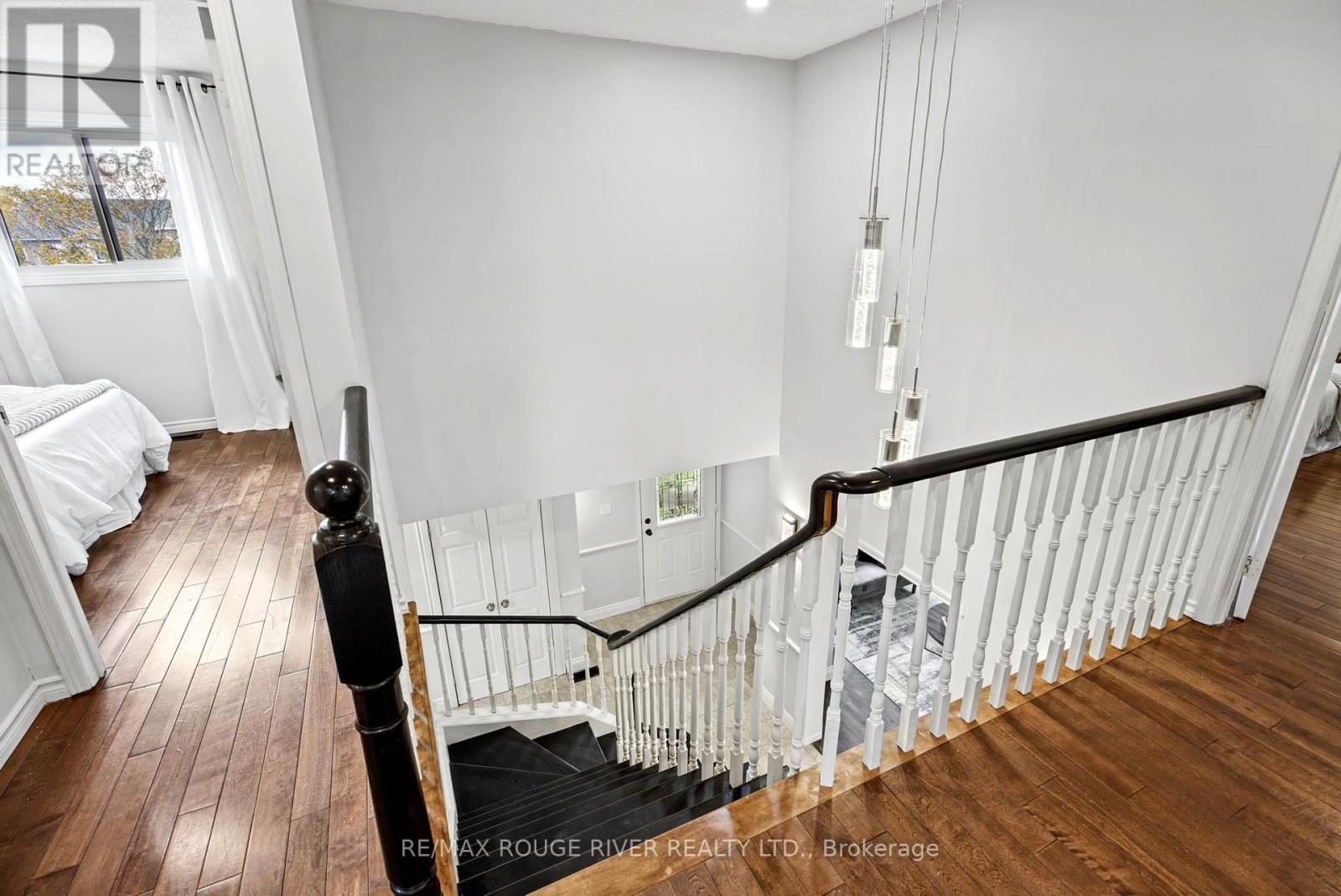 7 Greenview Court, Whitby, Ontario  L1N 8J2 - Photo 25 - E14084296