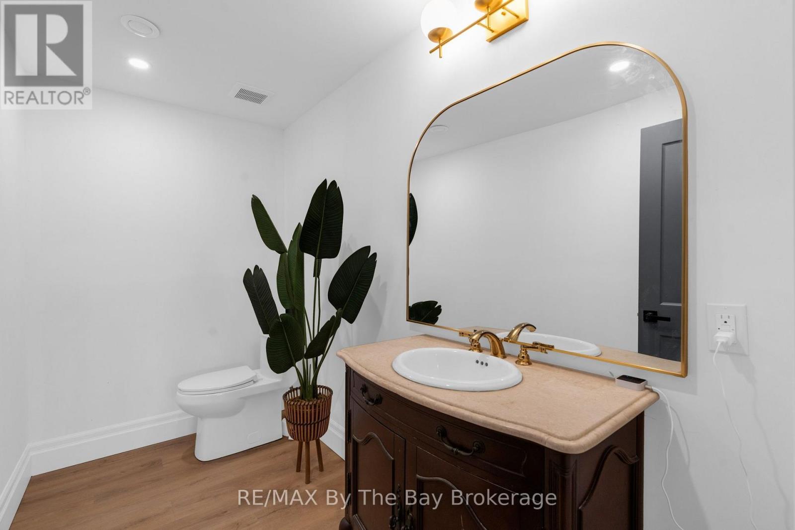 93 Moonstone Road E, Oro-Medonte, Ontario  L0K 1N0 - Photo 44 - S14084226