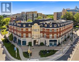 10 - 120 BRONTE ROAD, Oakville, Ontario