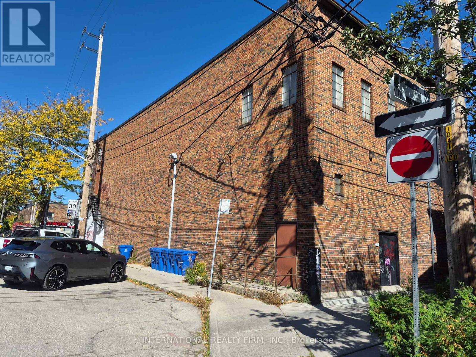 Entire Building - 2869 Lake Shore Boulevard W, Toronto, Ontario  M8V 1H8 - Photo 9 - W14084170