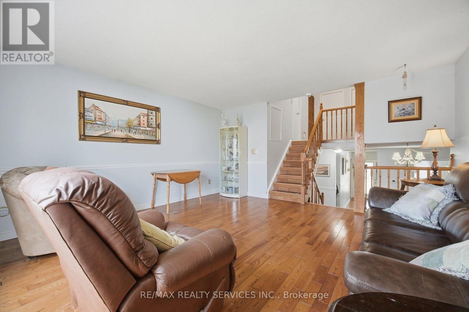 66 Hockley Path, Brampton, Ontario  L6V 3R3 - Photo 19 - W14084198