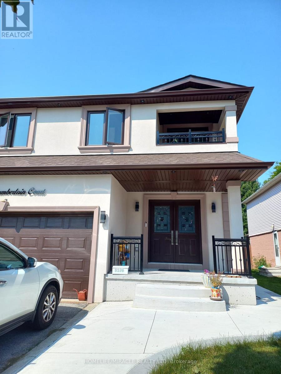3185 Chamberlain Court, Mississauga, Ontario  L5N 3M2 - Photo 1 - W14084262