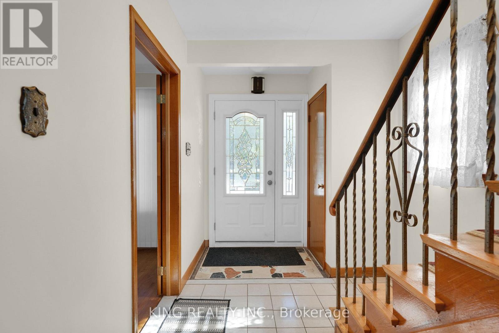 2604 Keele Street, Toronto, Ontario M6L 2P1 - Photo 3 - W14084292