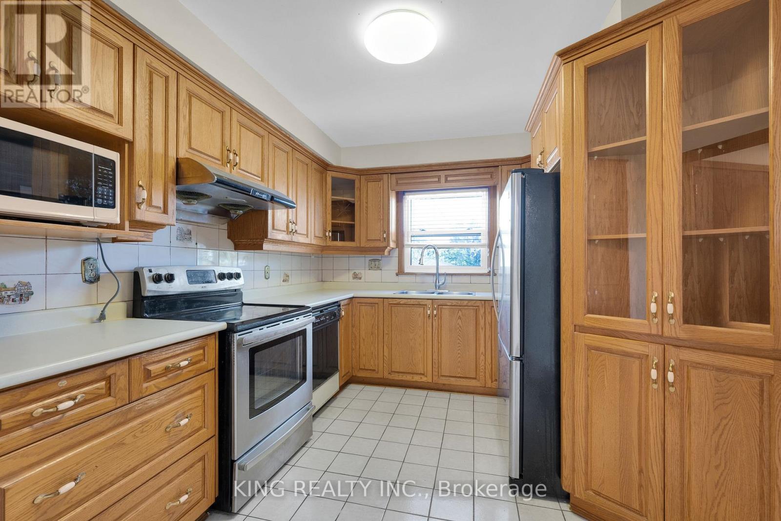 2604 Keele Street, Toronto, Ontario M6L 2P1 - Photo 9 - W14084292