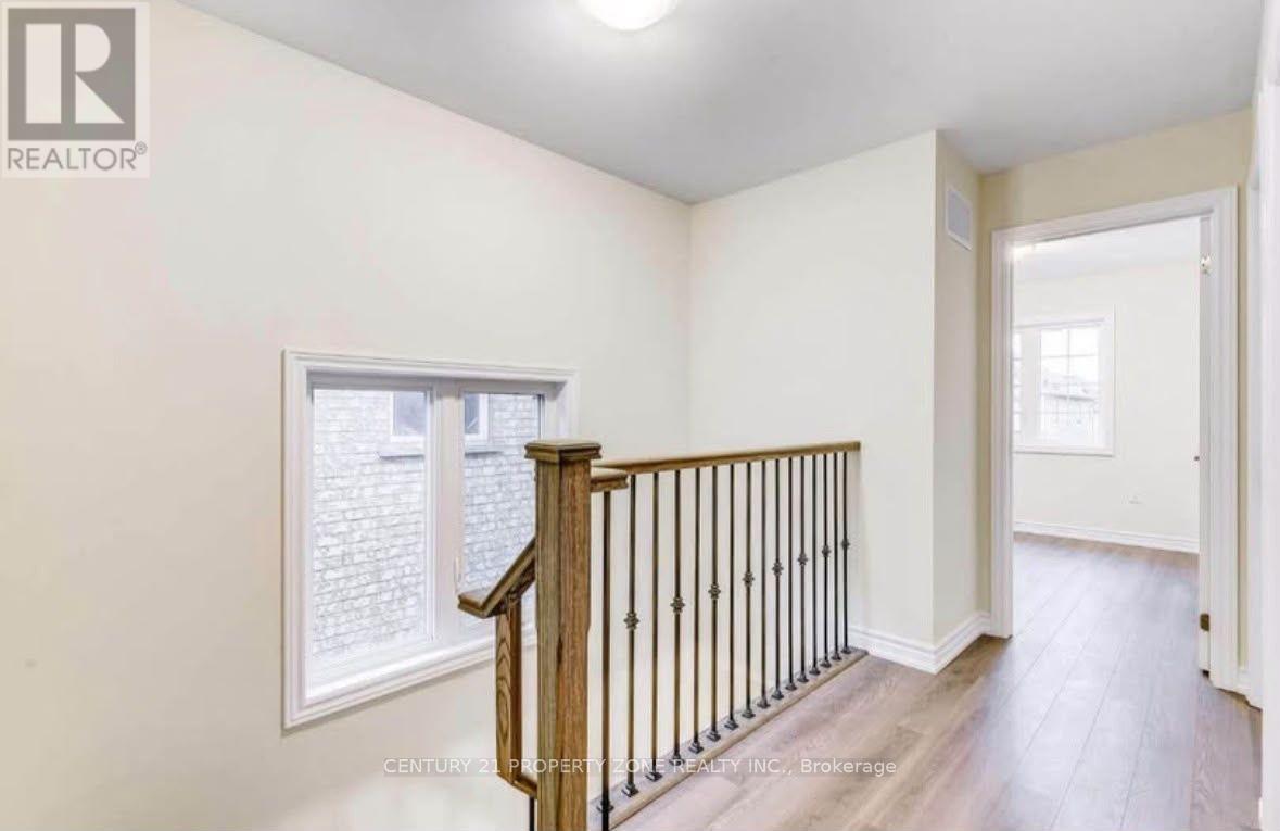 Upper - 62 Crumlin Crescent, Brampton, Ontario  L6X 0Y3 - Photo 13 - W14084298