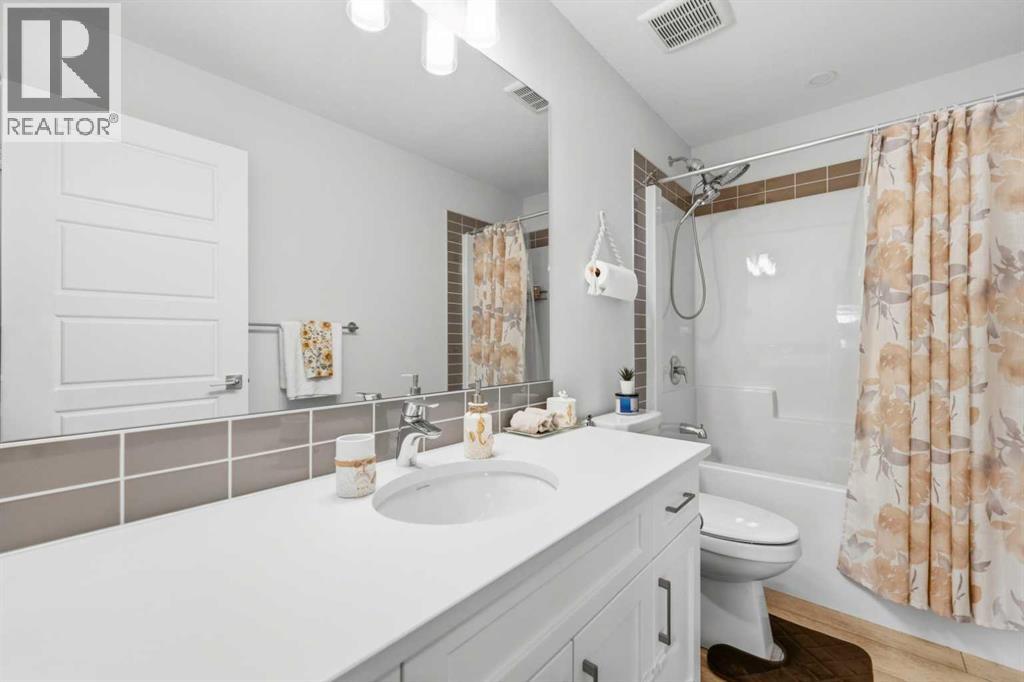 251 Creekside Way Sw, Calgary, Alberta T2X 4B9 - Photo 19 - A2349186