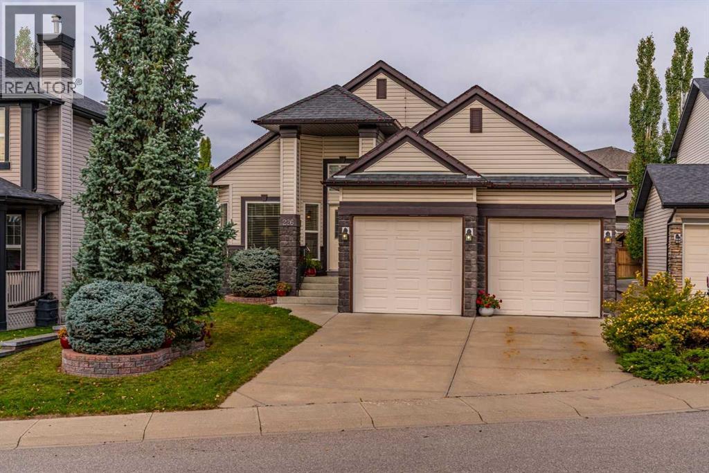 226 Tusslewood Terrace NW, Calgary, Alberta  T3L 2W5 - Photo 2 - A2351485