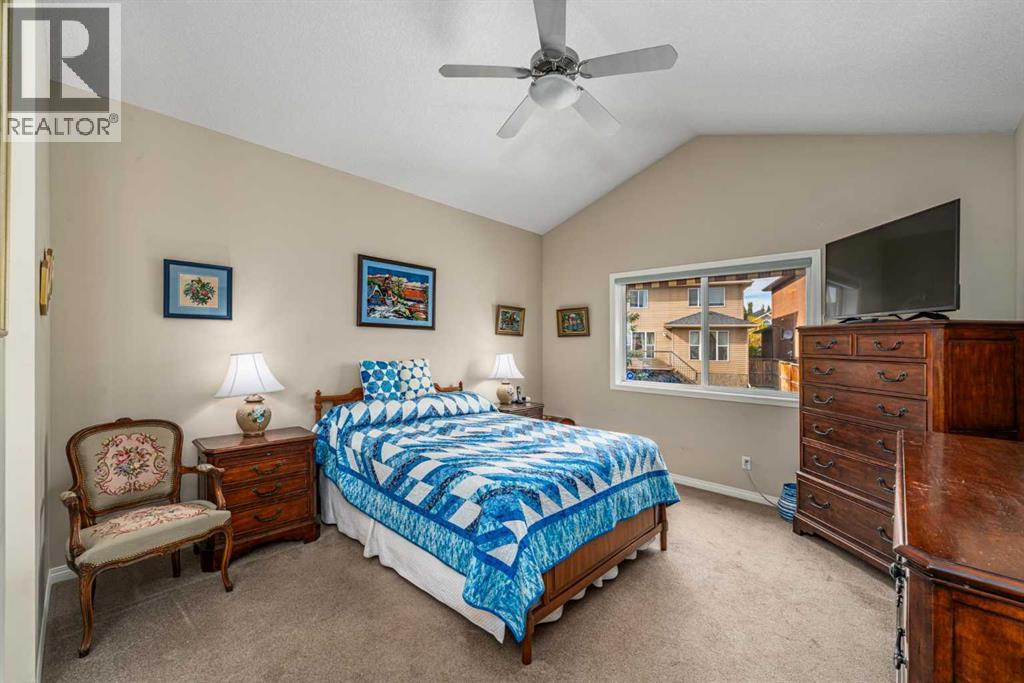226 Tusslewood Terrace NW, Calgary, Alberta  T3L 2W5 - Photo 18 - A2351485