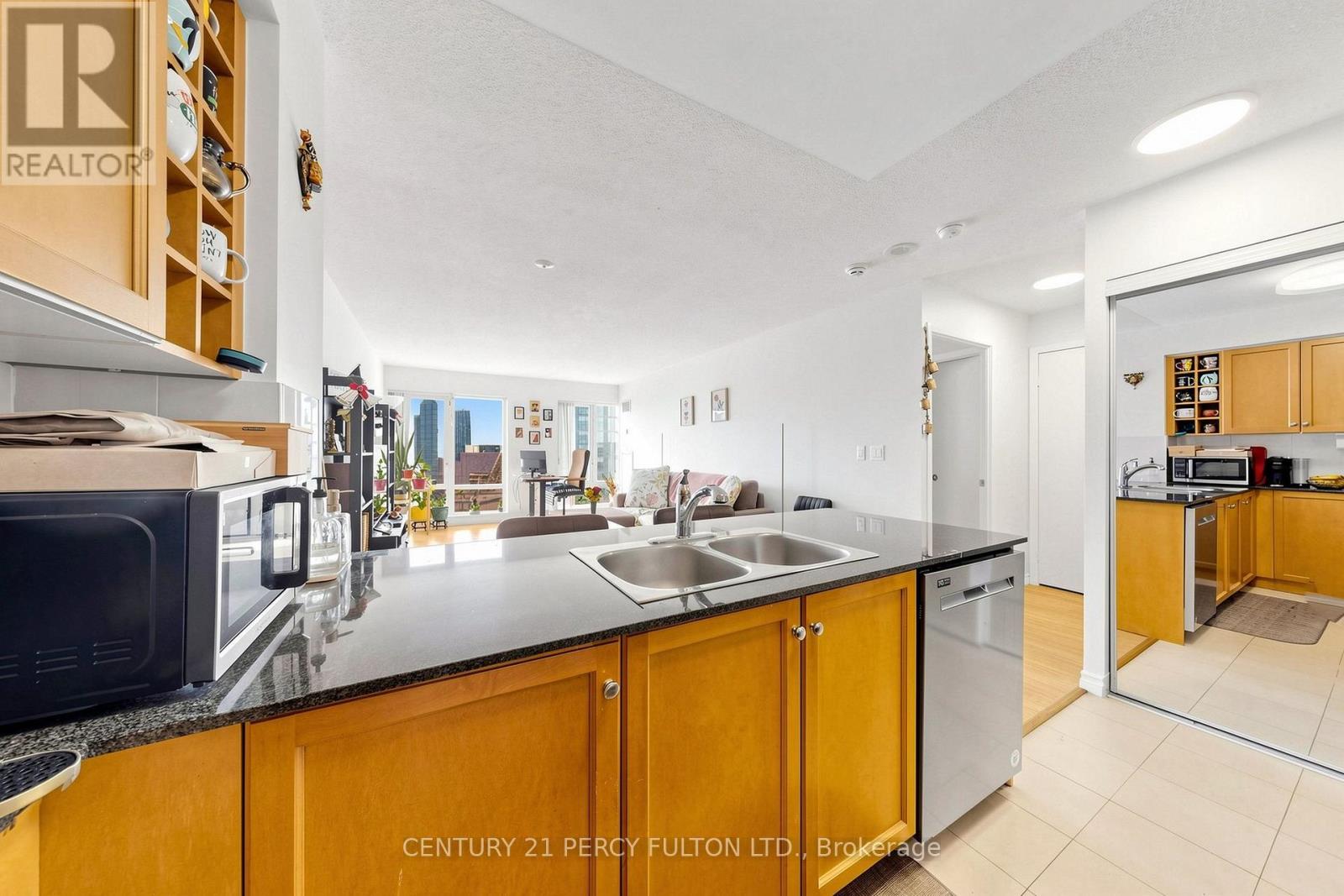 4106 - 210 Victoria Street, Toronto, Ontario  M5B 2R3 - Photo 23 - C13684250