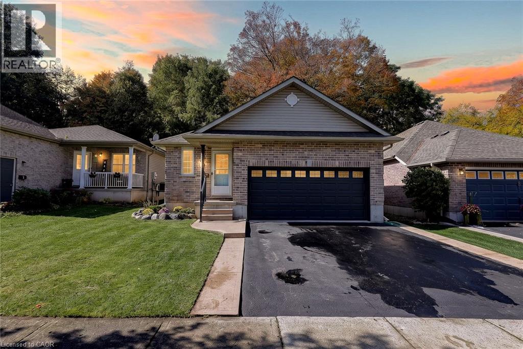 10 POTTERS Way, Woodstock, Ontario