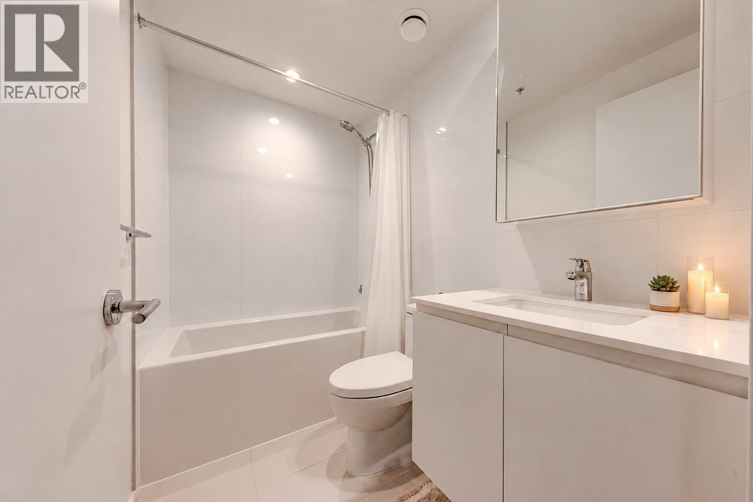 2001 3809 Evergreen Place, Burnaby, British Columbia  V3J 0M1 - Photo 5 - R3175500
