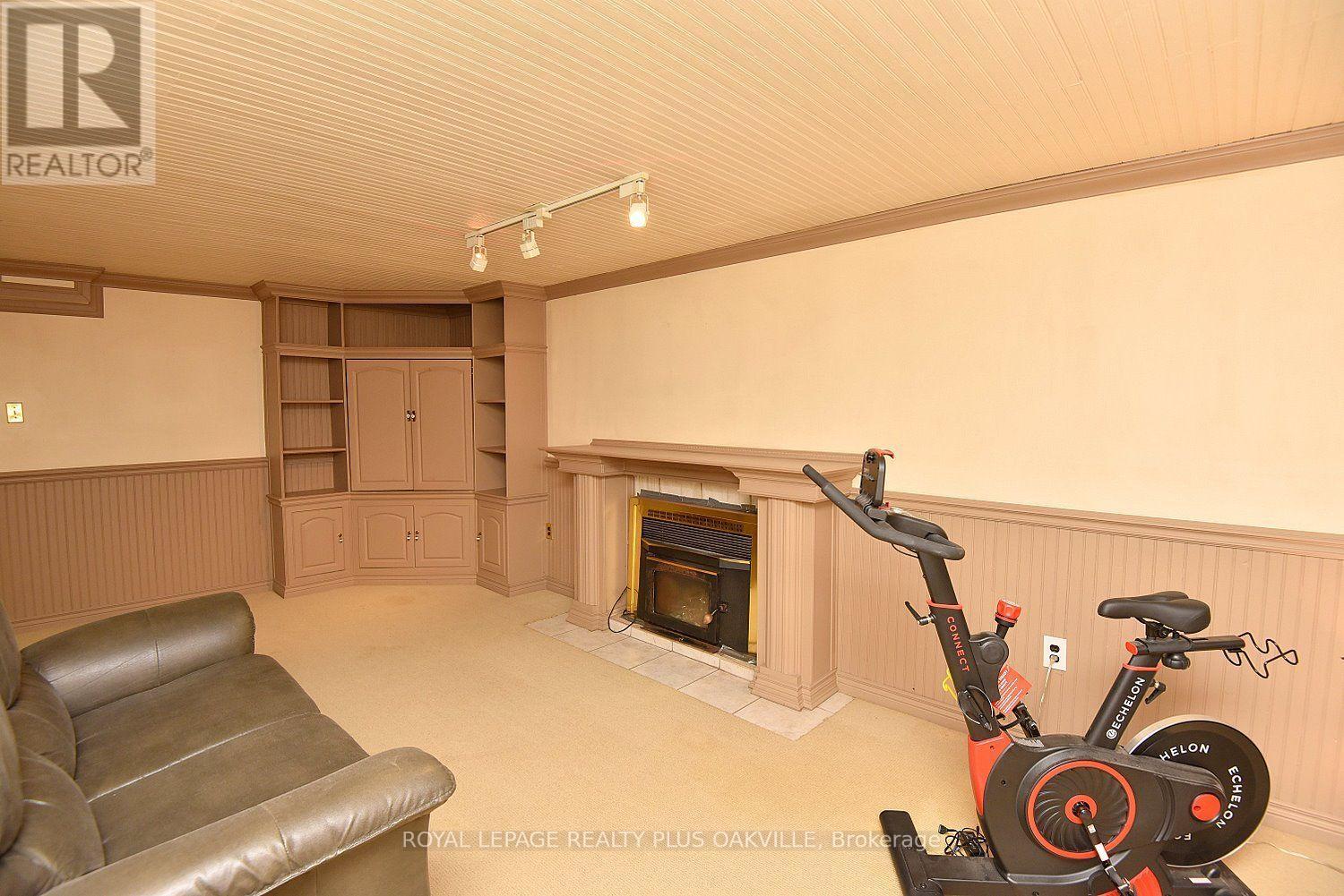 274 Belvenia Road, Burlington, Ontario  L7L 2G4 - Photo 27 - W13883838