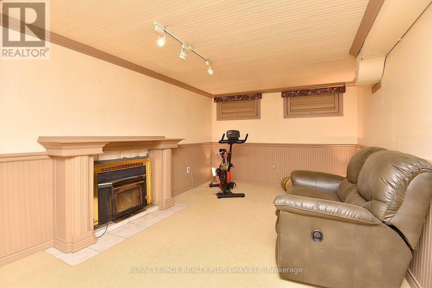 274 Belvenia Road, Burlington, Ontario  L7L 2G4 - Photo 26 - W13883838