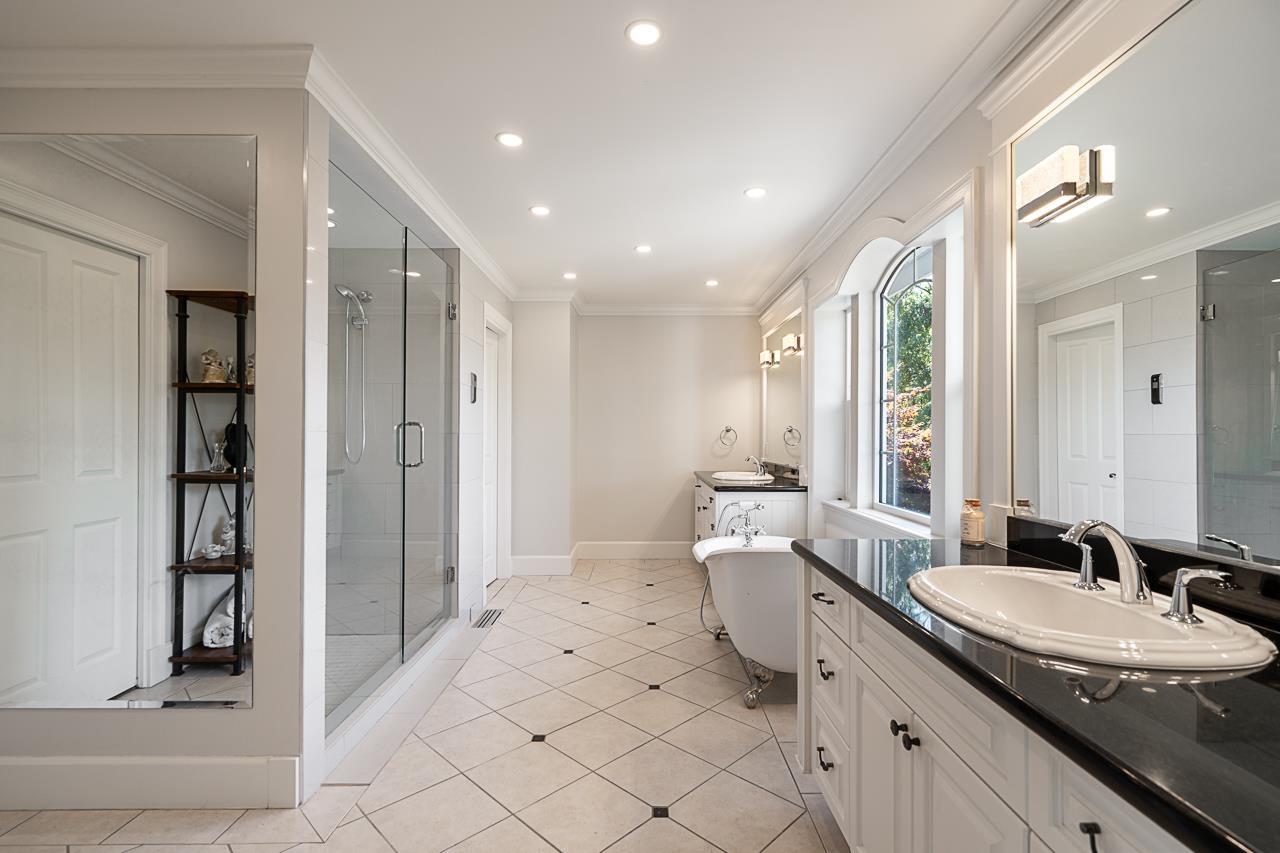13761 22a Avenue, Surrey, British Columbia  V4A 9V8 - Photo 11 - R3175922