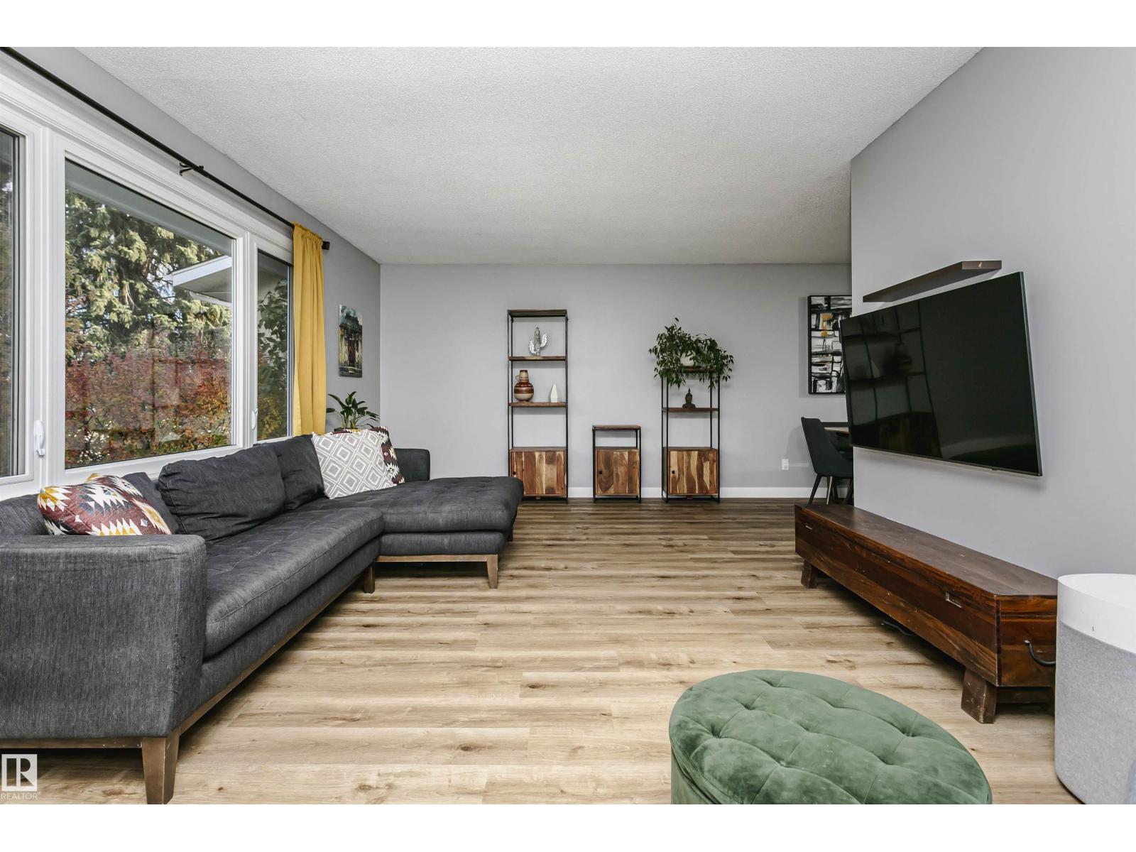 10435 35A AV NW
