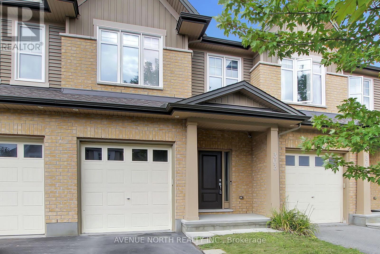 303 Wood Acres Grove, Ottawa, Ontario  K1T 0M5 - Photo 2 - X14084310