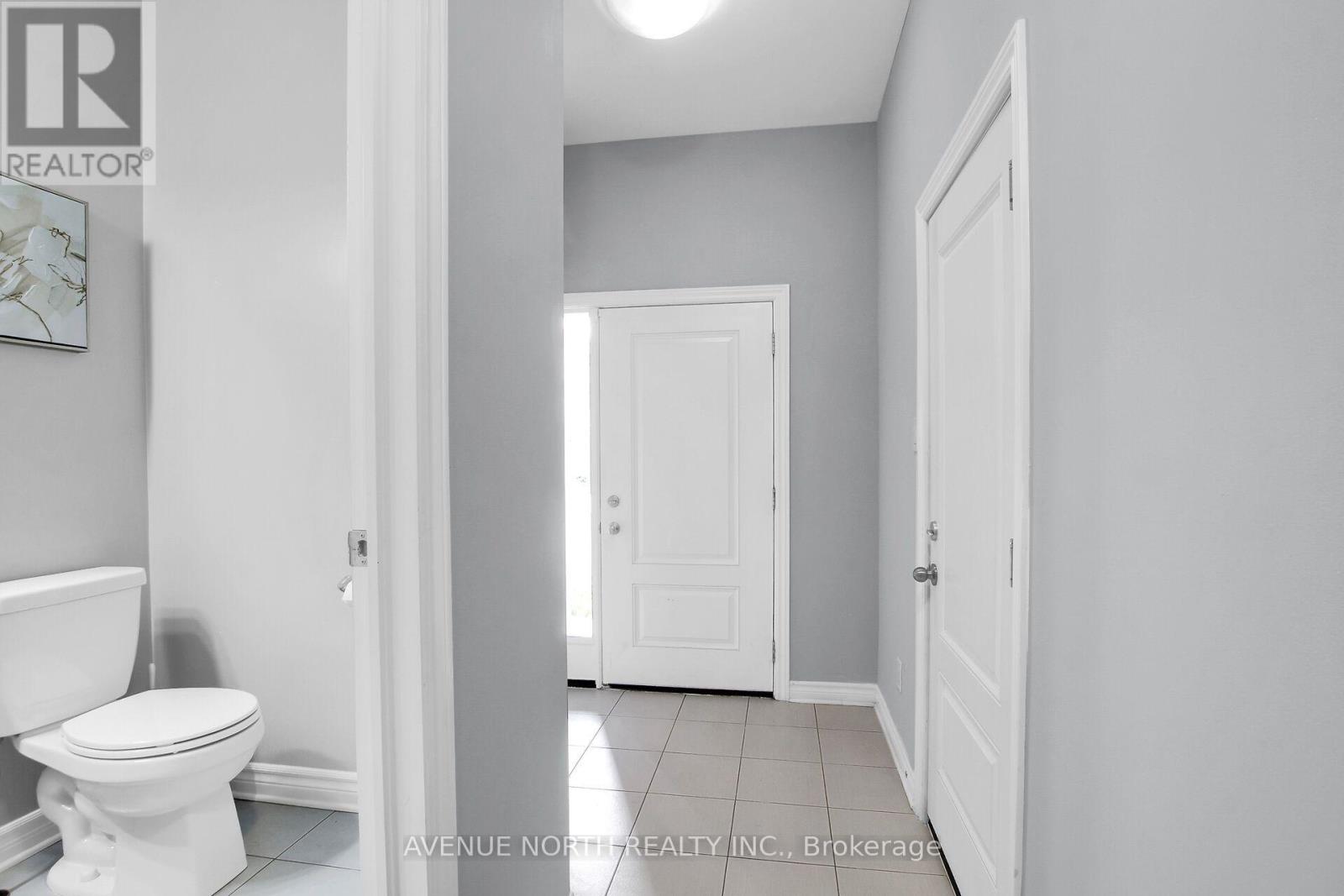 303 Wood Acres Grove, Ottawa, Ontario  K1T 0M5 - Photo 3 - X14084310