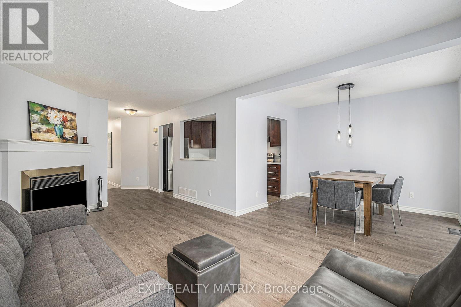 24 Oakhaven Private, Ottawa, Ontario  K1K 4K1 - Photo 5 - X14084358