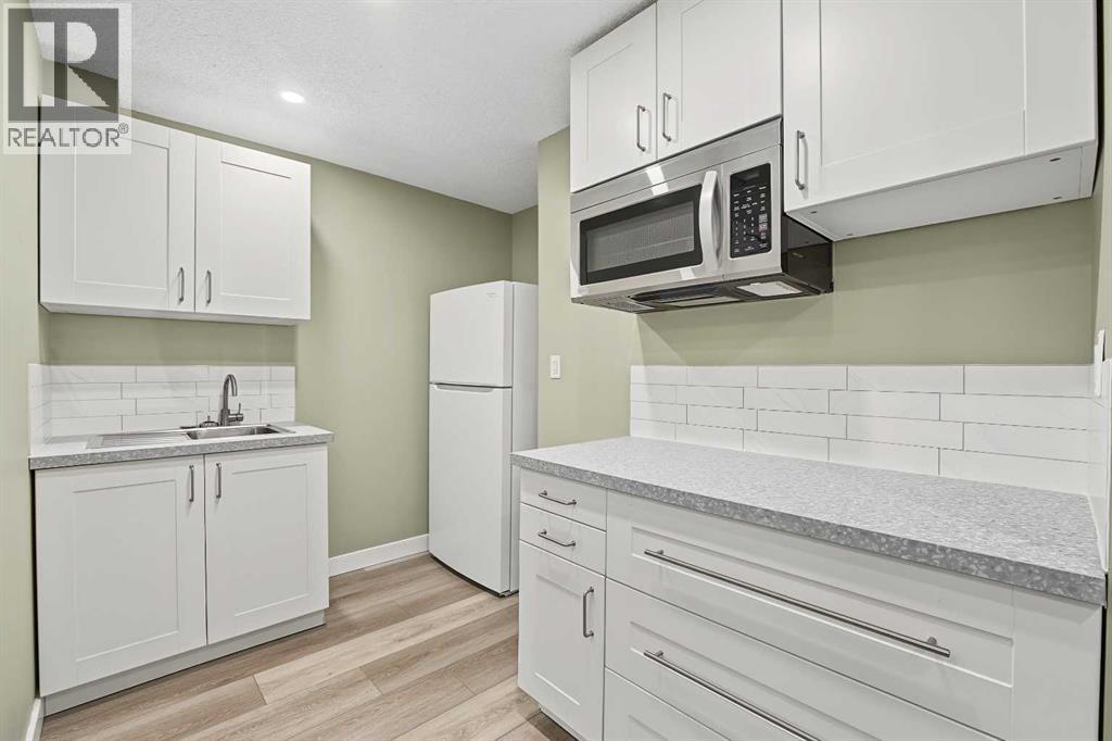 371 Evanspark Gardens NW