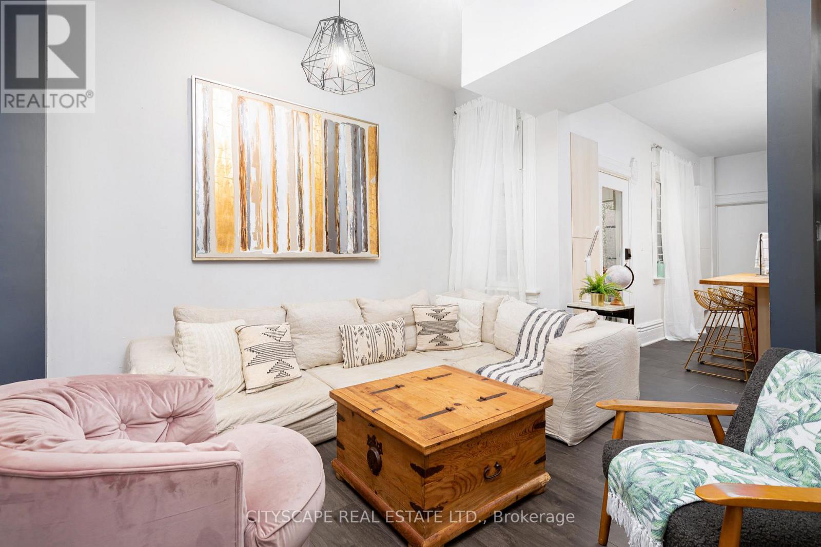 Main - 752 Richmond Street W, Toronto, Ontario M6J 1C5 - Photo 5 - C14084322