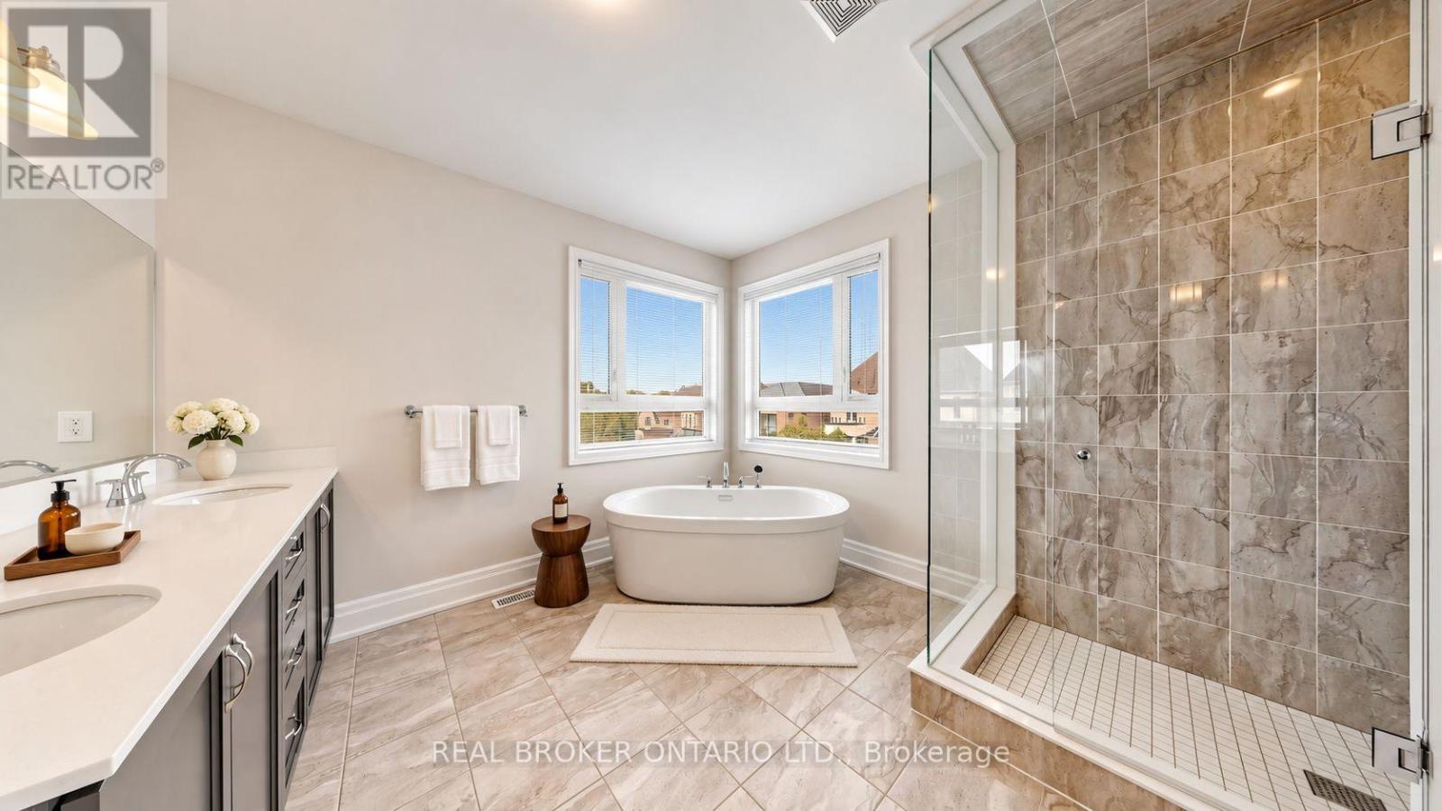 106 Via Romano Boulevard, Vaughan, Ontario  L6A 4X1 - Photo 19 - N14084338