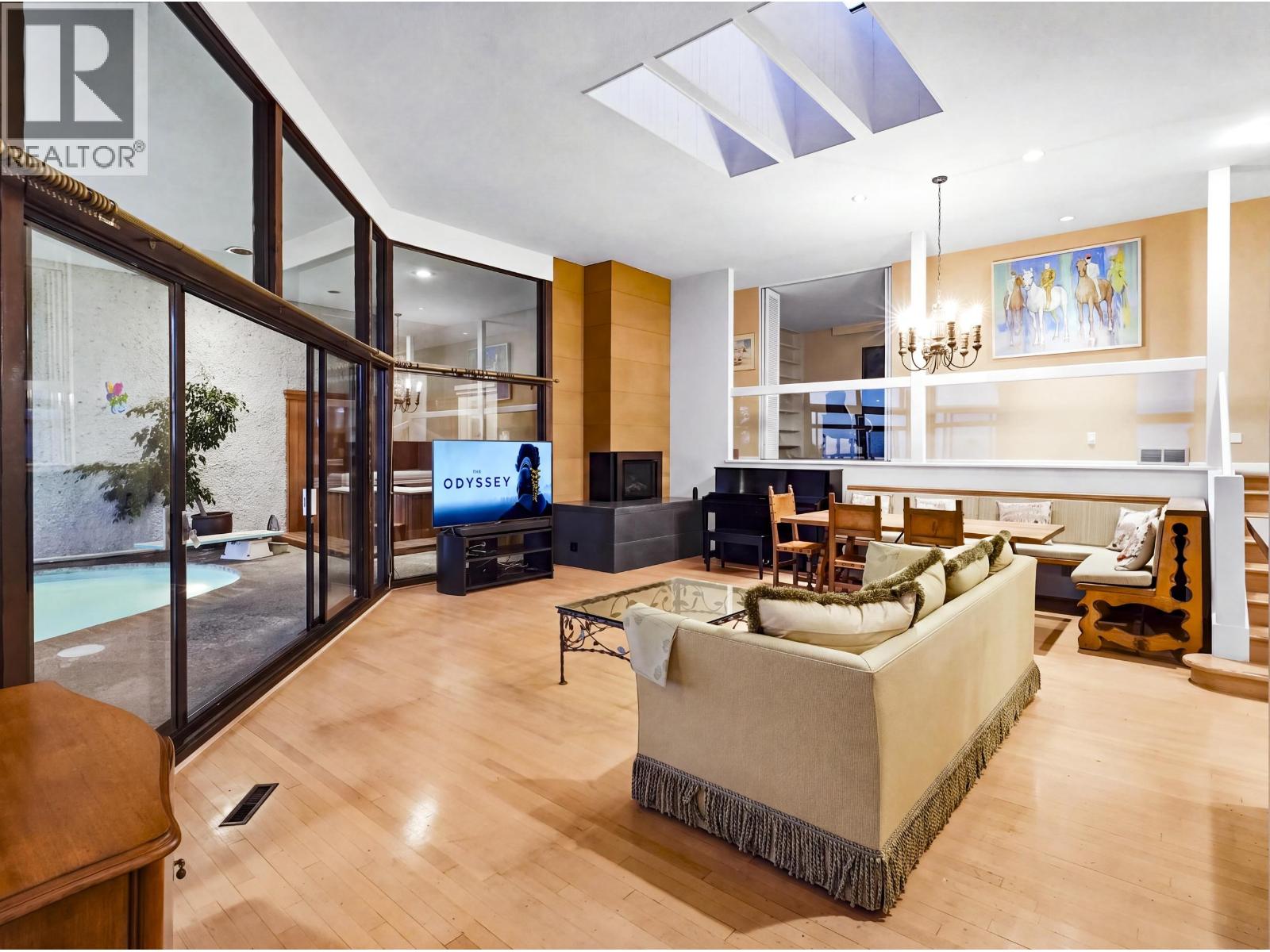 1439 Sandhurst Place, West Vancouver, British Columbia  V7X 2P4 - Photo 10 - R3175886