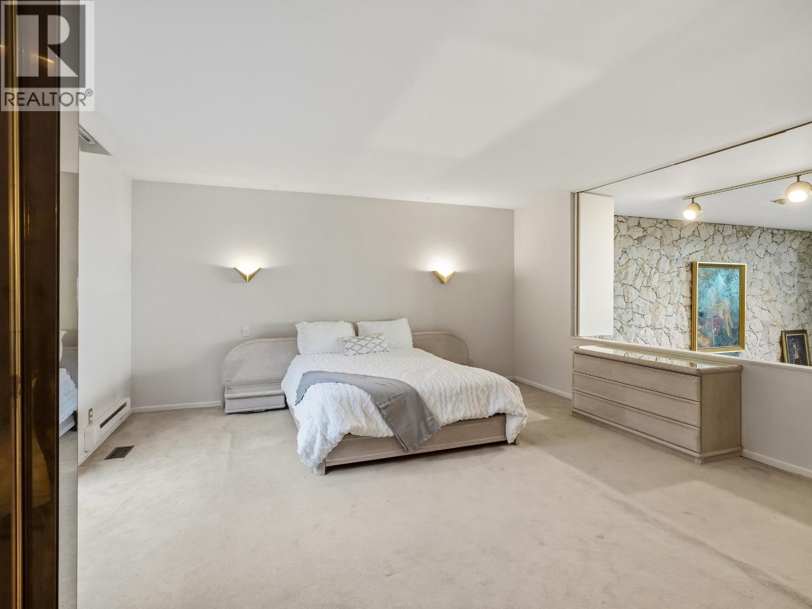 1439 Sandhurst Place, West Vancouver, British Columbia  V7X 2P4 - Photo 22 - R3175886