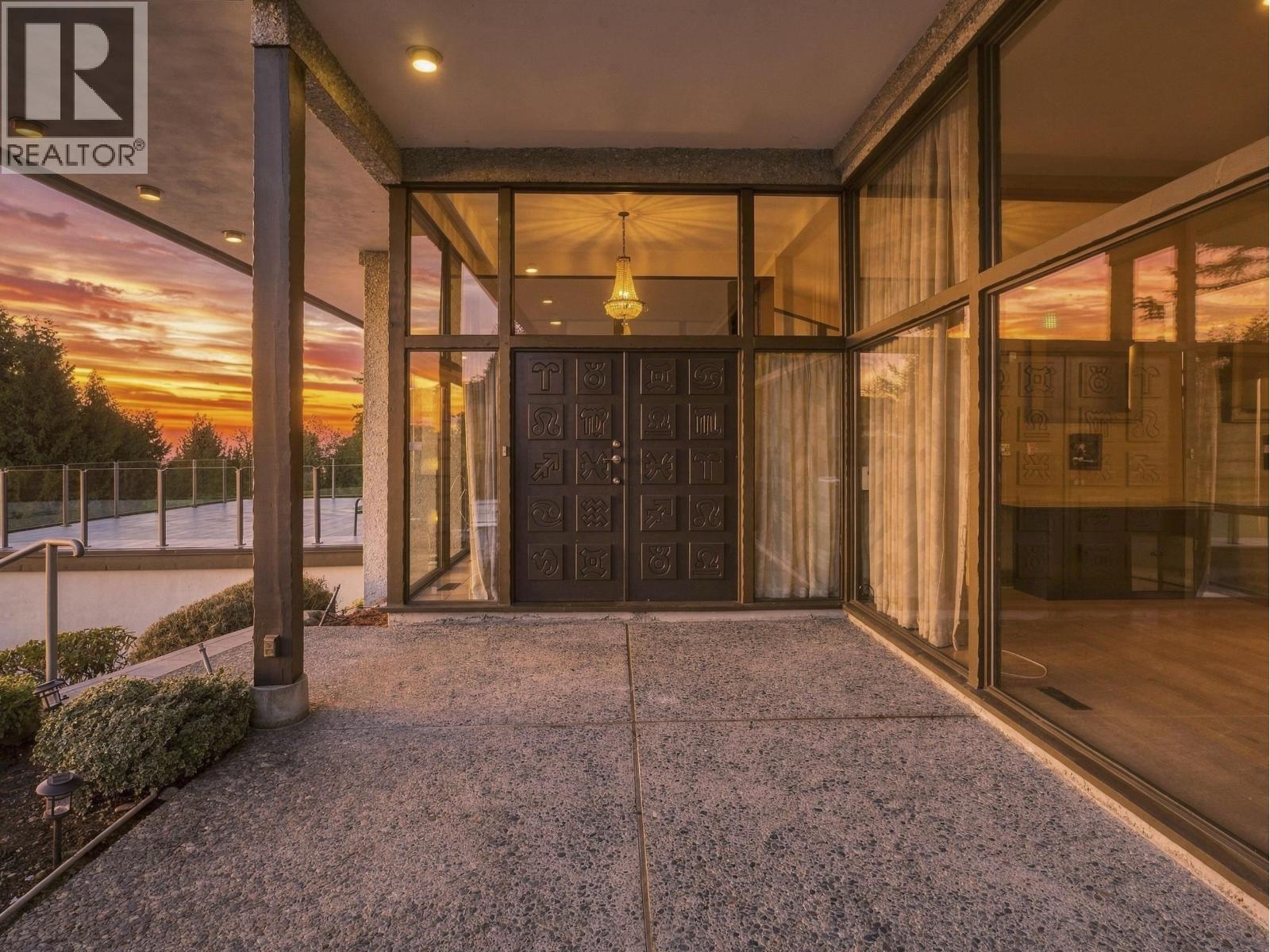 1439 Sandhurst Place, West Vancouver, British Columbia  V7X 2P4 - Photo 6 - R3175886
