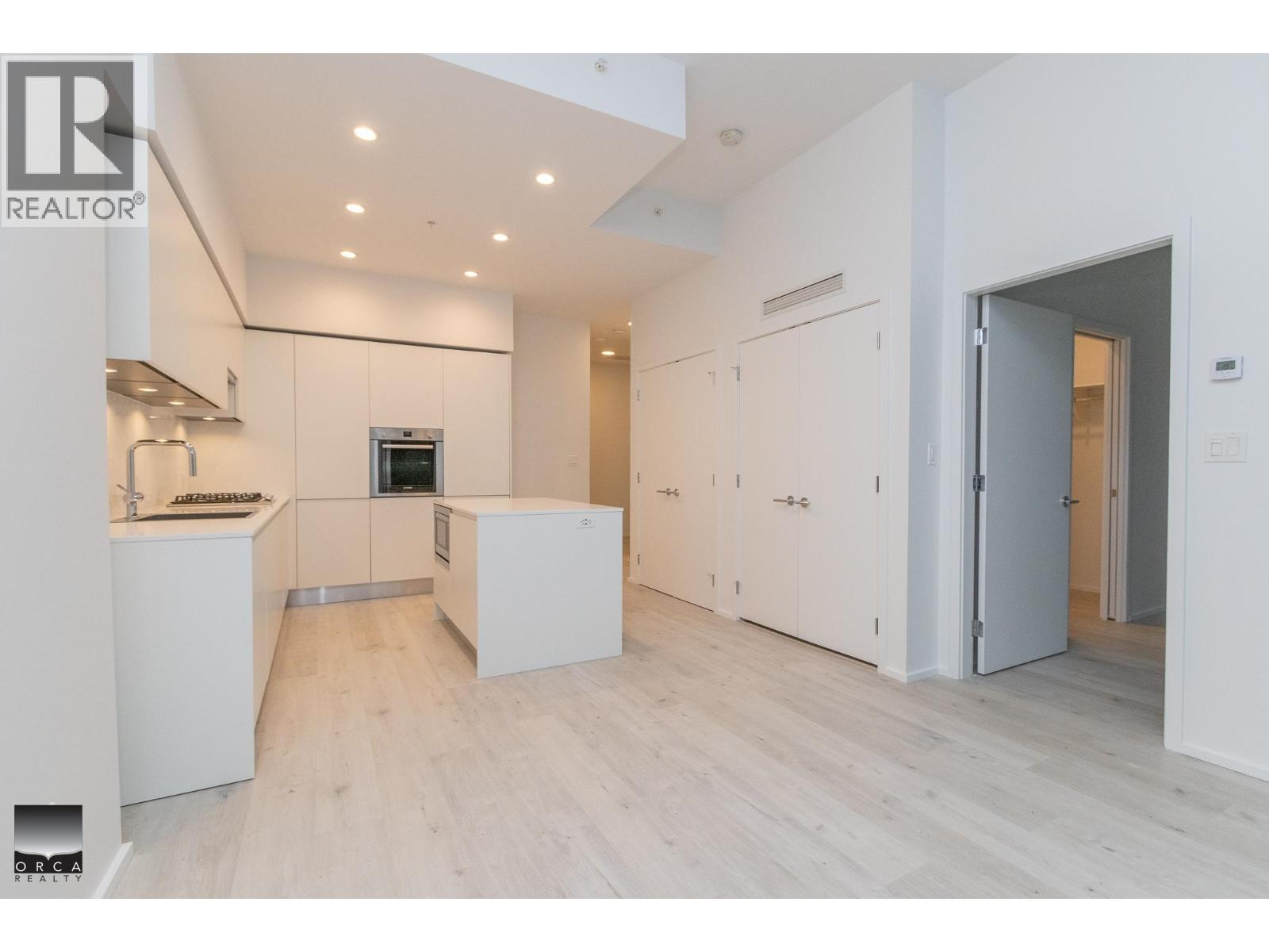 4211 3833 Evergreen Place, Burnaby, British Columbia  V3J 0M2 - Photo 6 - R3175900