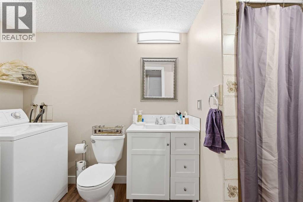 4646 80 Street Nw, Calgary, Alberta  T3B 2P3 - Photo 30 - A2350880