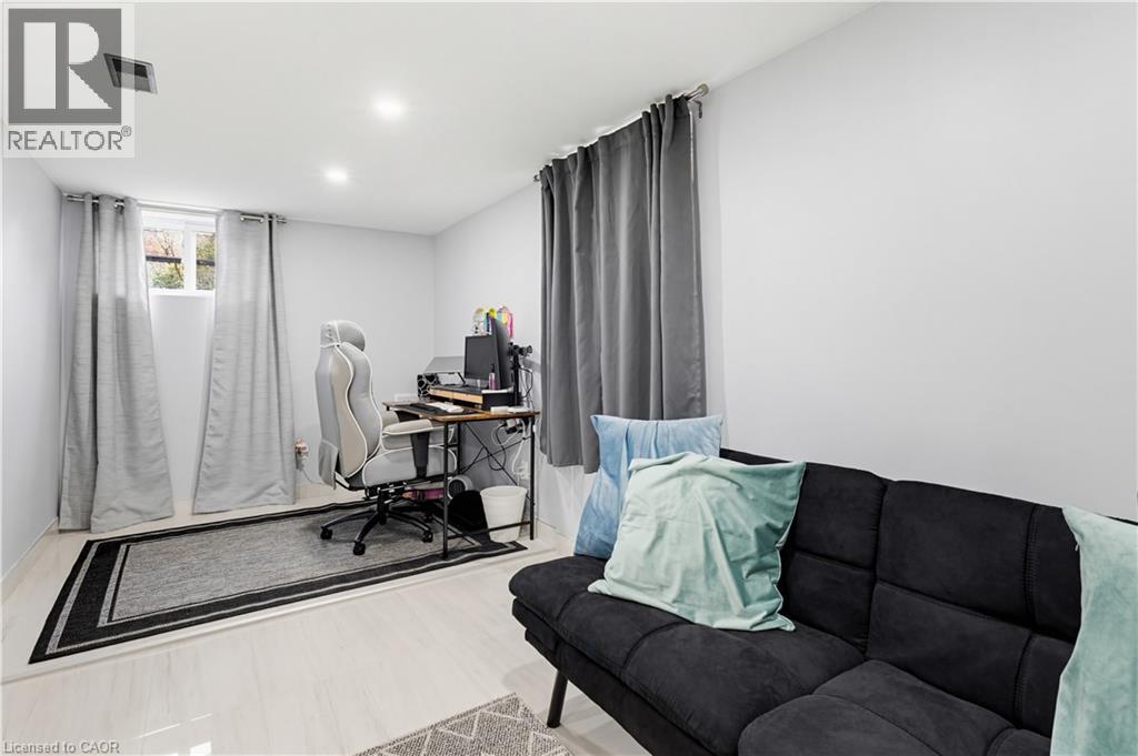 32 Belair Drive, Hamilton, Ontario  L9A 2Z4 - Photo 8 - 40871119